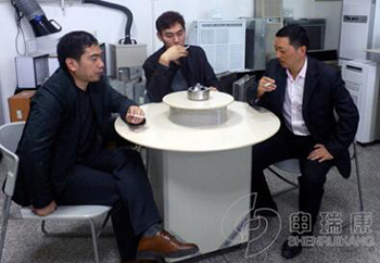 ���֟��՚������